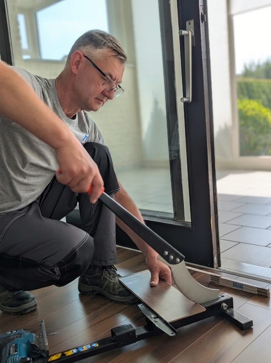 Bodenverlegung – Zuschnitt eines Laminatbodens